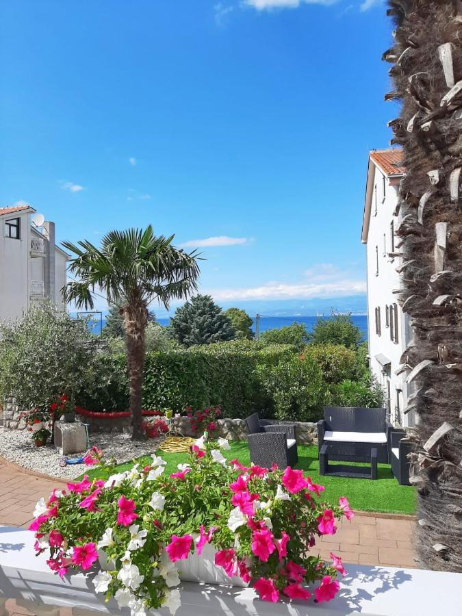 Guest House Katarina Malinska Exterior foto